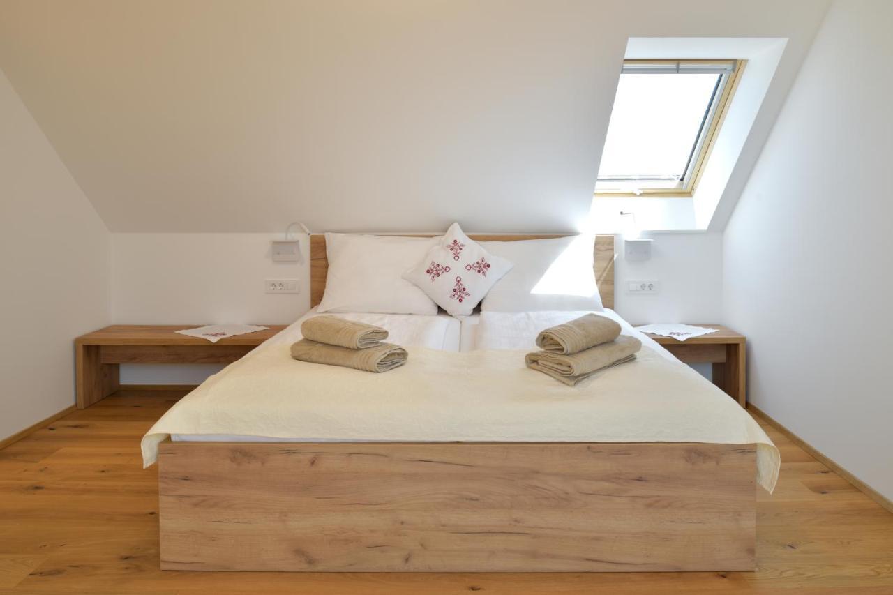 Farm Stay Jarc Vineyard Svecina Екстериор снимка