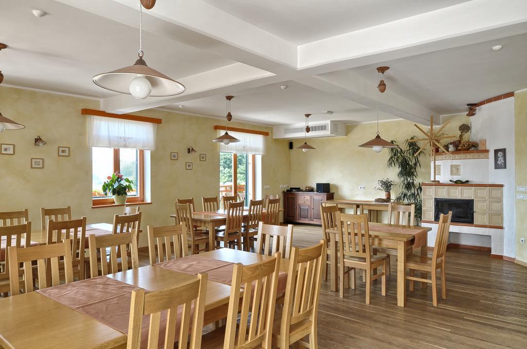 Farm Stay Jarc Vineyard Svecina Екстериор снимка